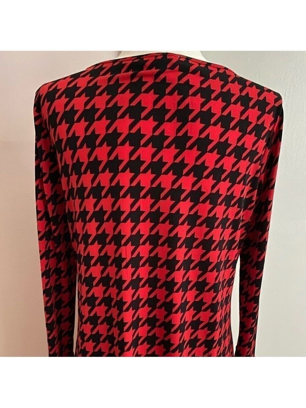 Chaus Red Black Houndstooth Bell Sleeve Top Size Small - Picture 6 of 9